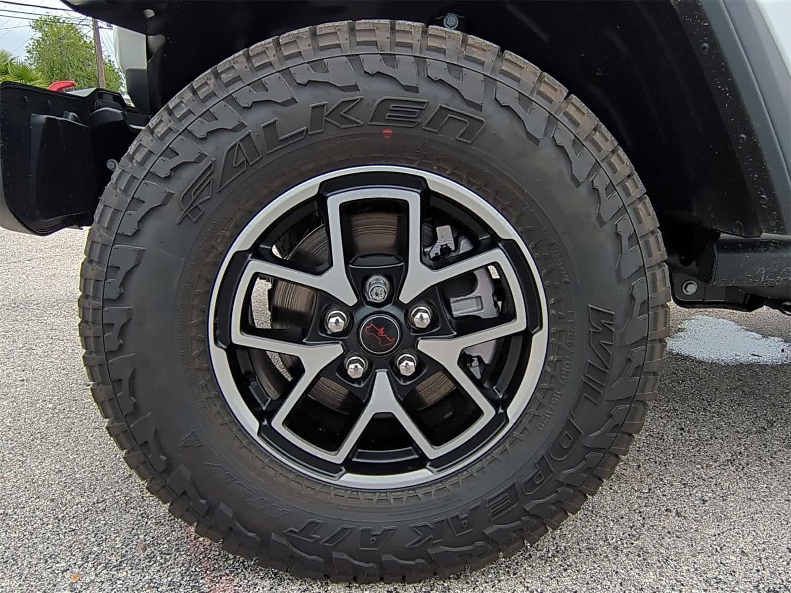 Thumbnail: 2025 Jeep Gladiator - 14