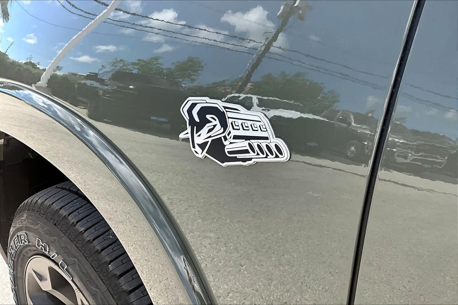 Thumbnail: 2026 RAM 1500 - 7