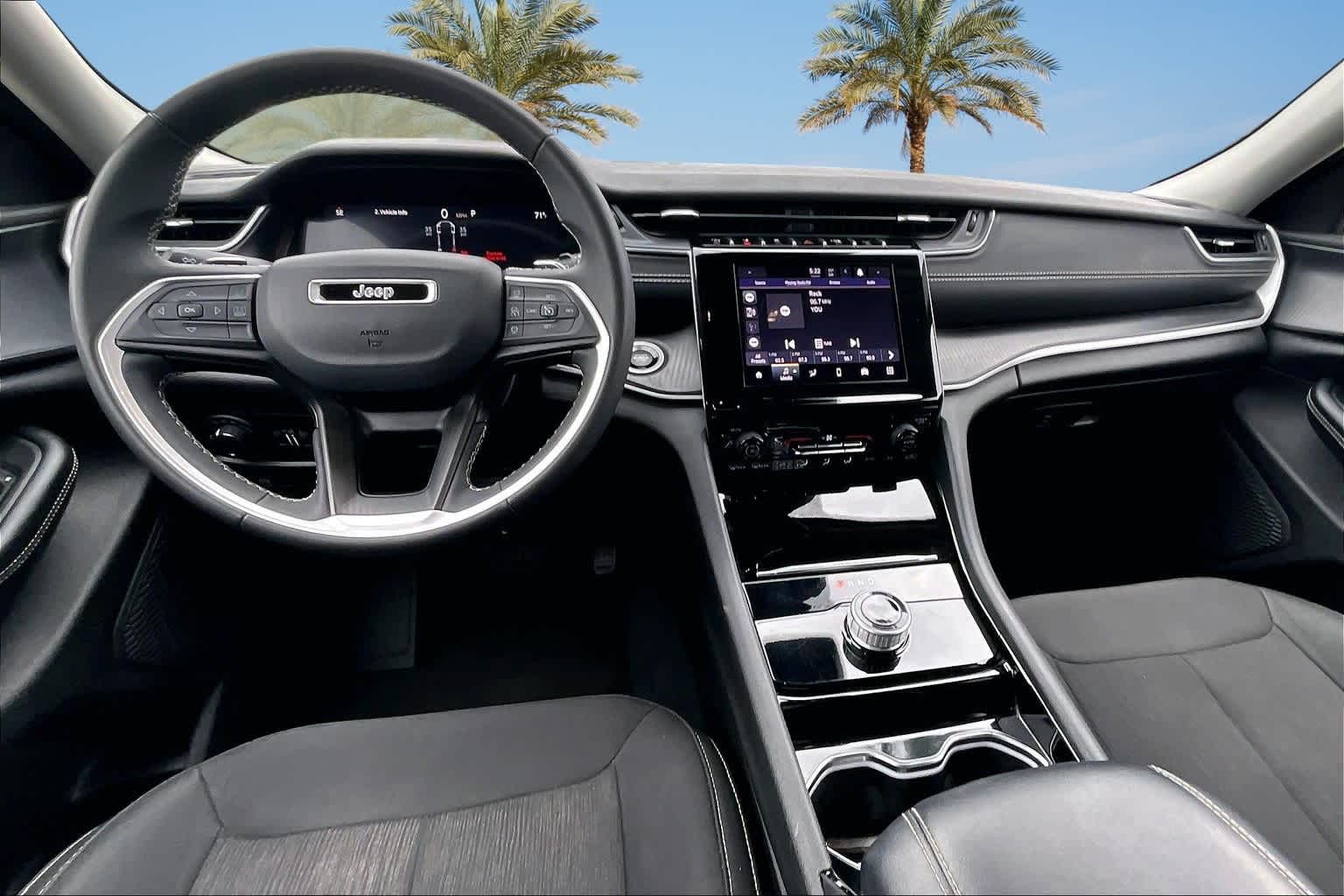 Thumbnail: 2023 Jeep Grand Cherokee - 9