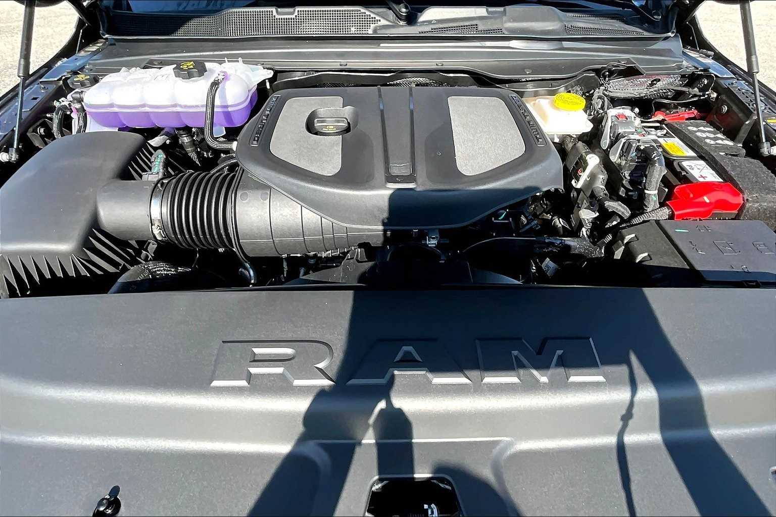Thumbnail: 2026 RAM 1500 - 9