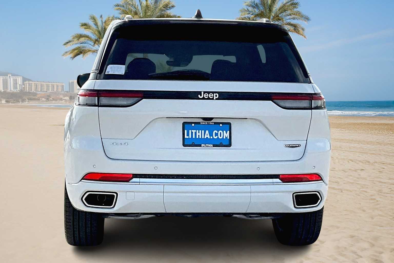 Thumbnail: 2025 Jeep Grand Cherokee - 5