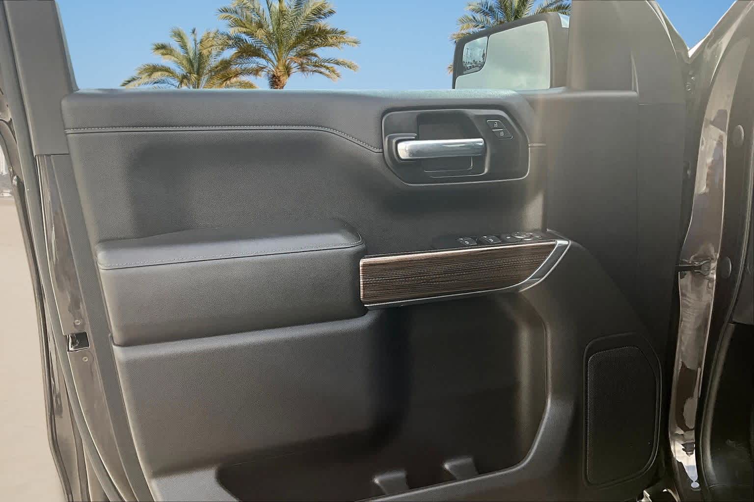 Thumbnail: 2021 Chevrolet Silverado 1500 - 25