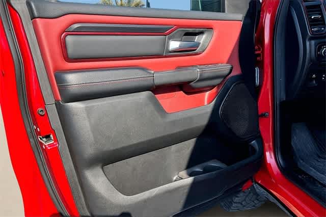 Thumbnail: 2025 RAM 1500 - 25