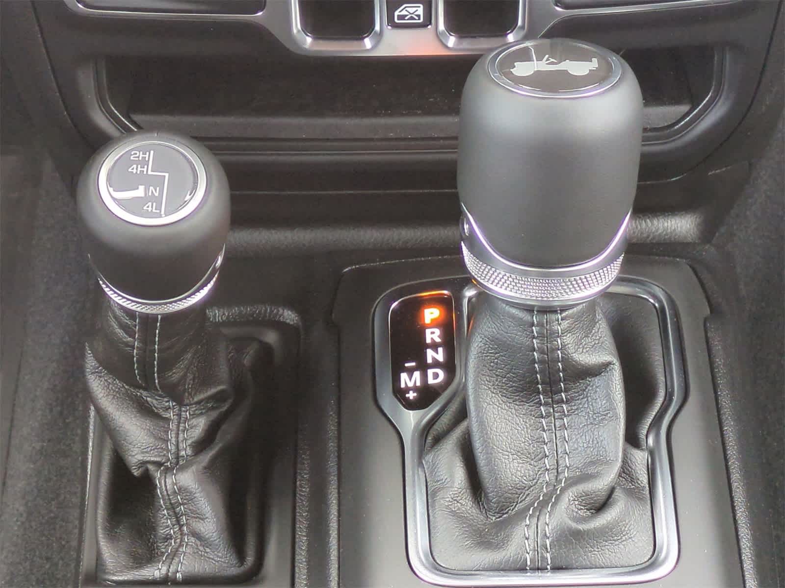 Thumbnail: 2025 Jeep Wrangler - 26