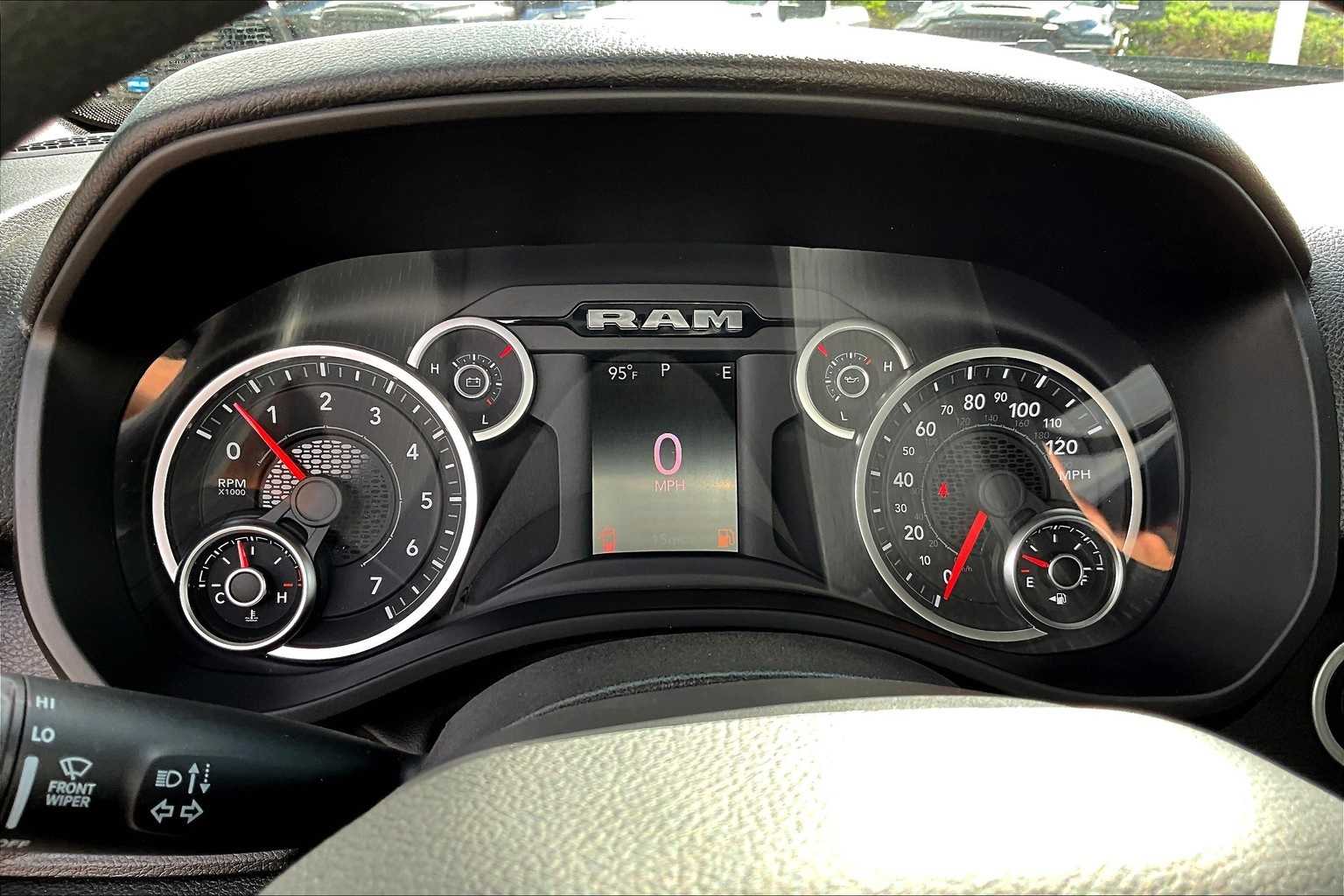 Thumbnail: 2025 RAM 1500 - 17