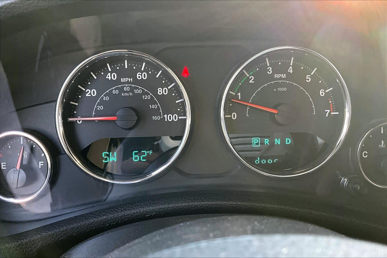 Thumbnail: 2014 Jeep Wrangler - 15