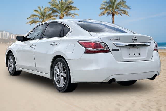 Thumbnail: 2015 Nissan Altima - 2