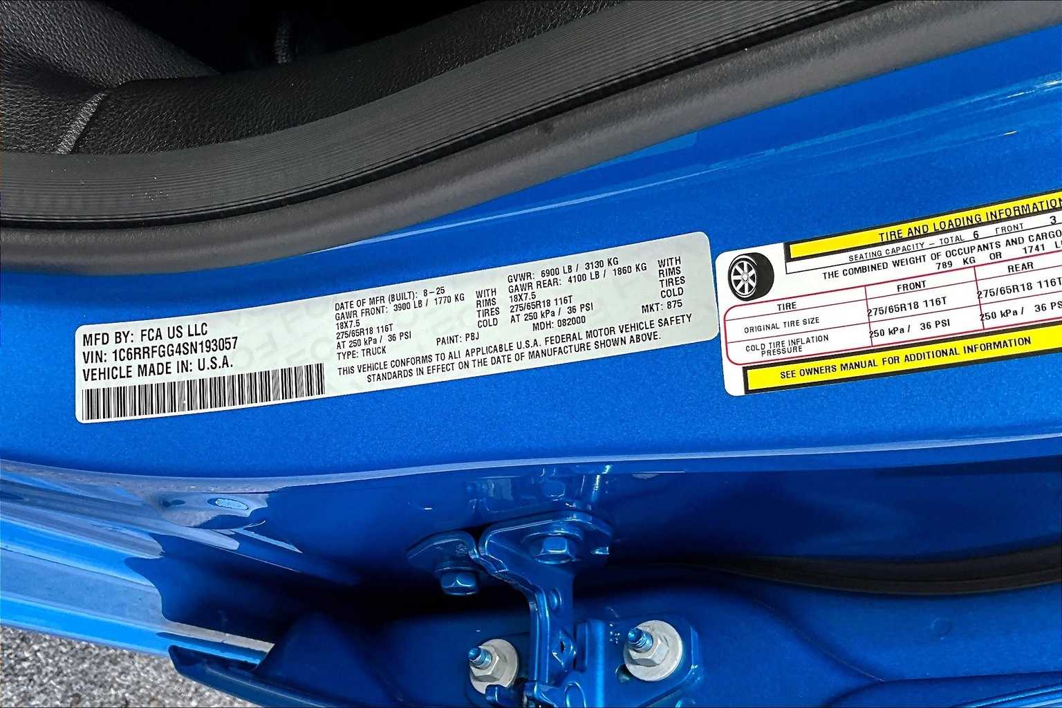 Thumbnail: 2025 RAM 1500 - 21