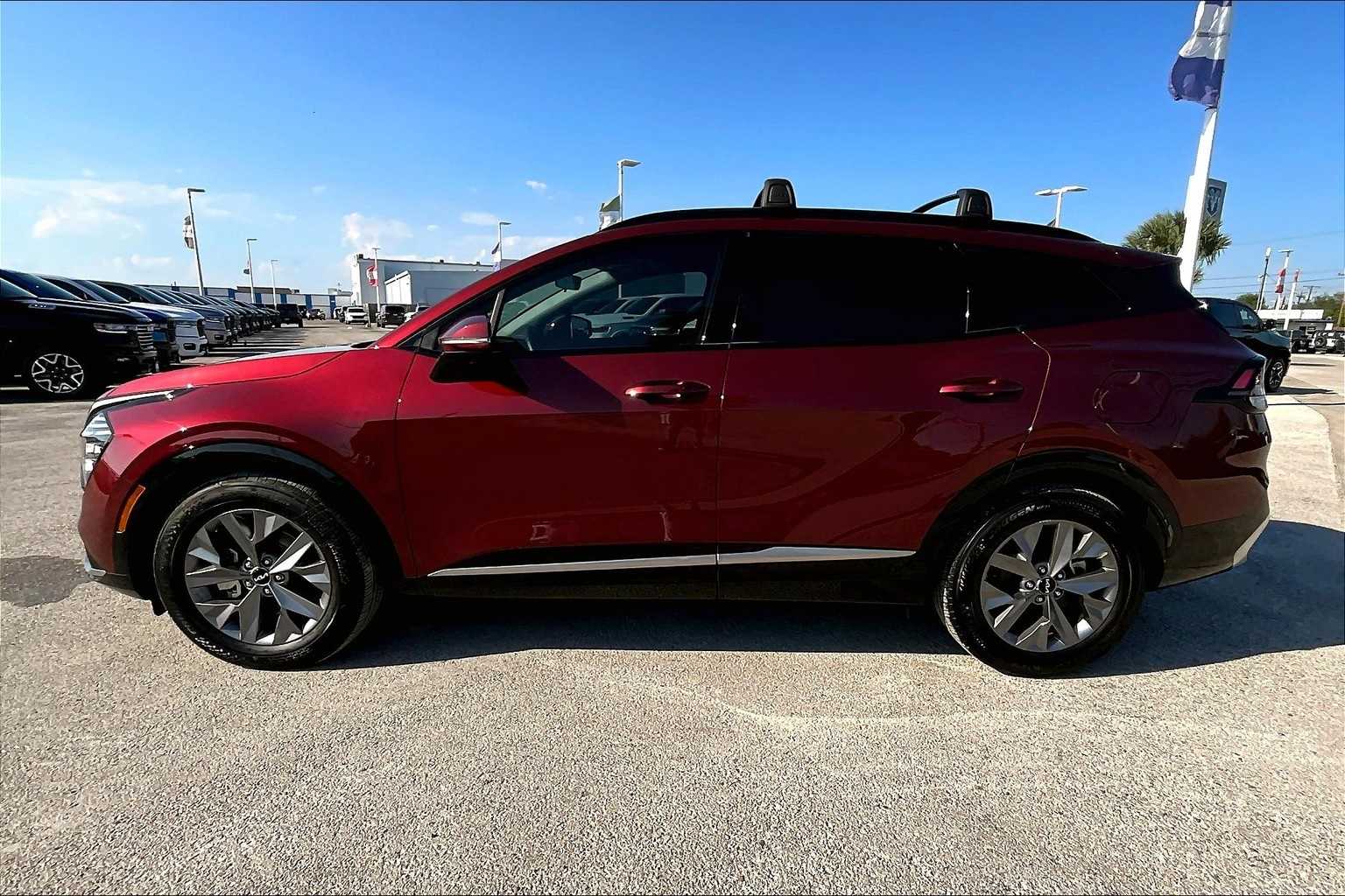 2025 Kia Sportage SX photo 3