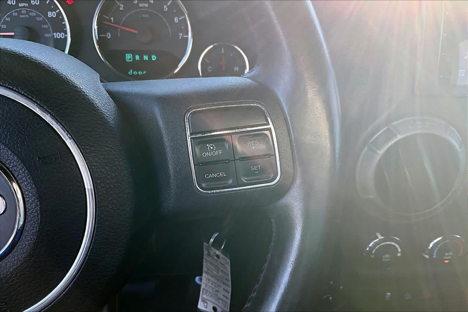 Thumbnail: 2014 Jeep Wrangler - 22