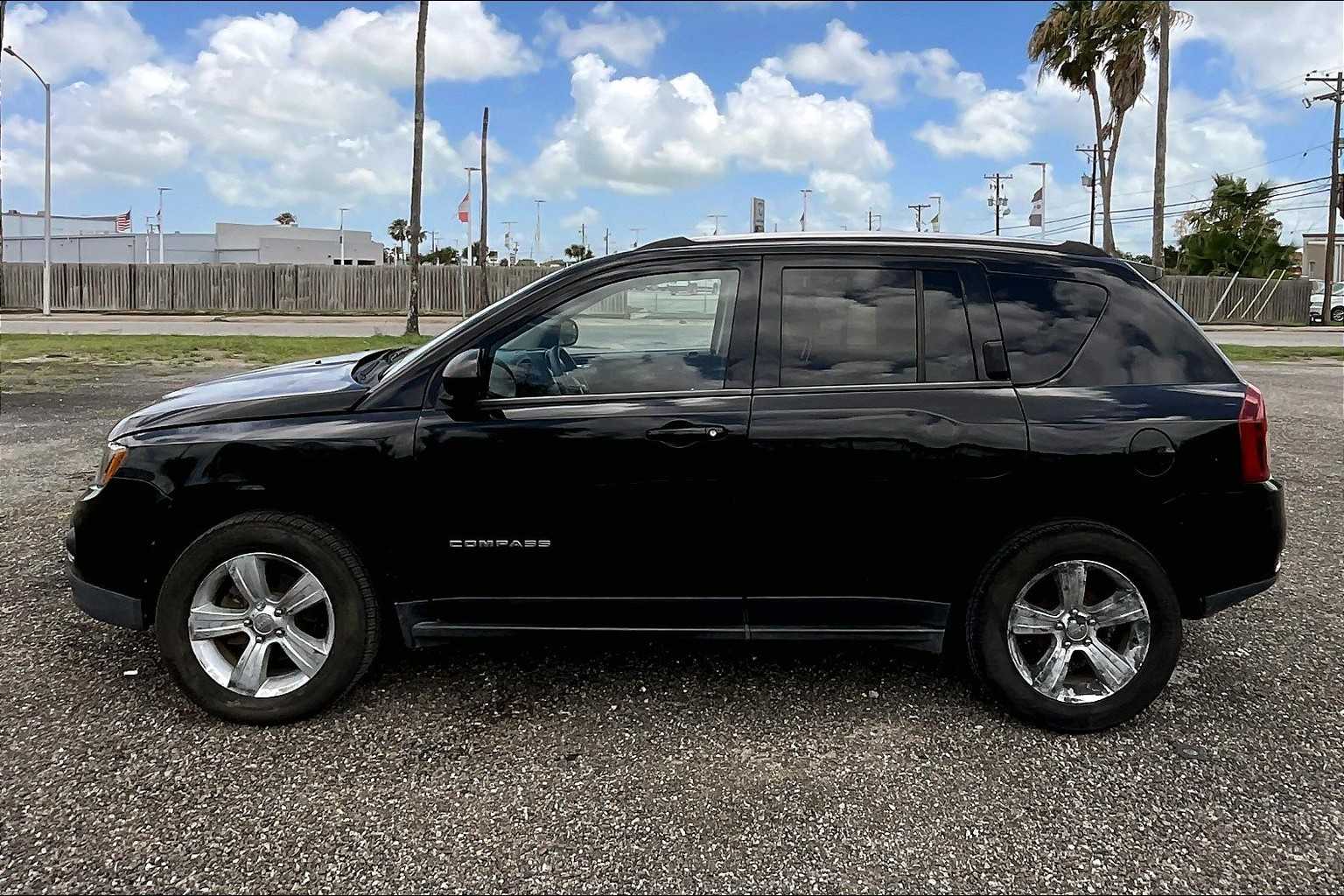 Thumbnail: 2014 Jeep Compass - 3