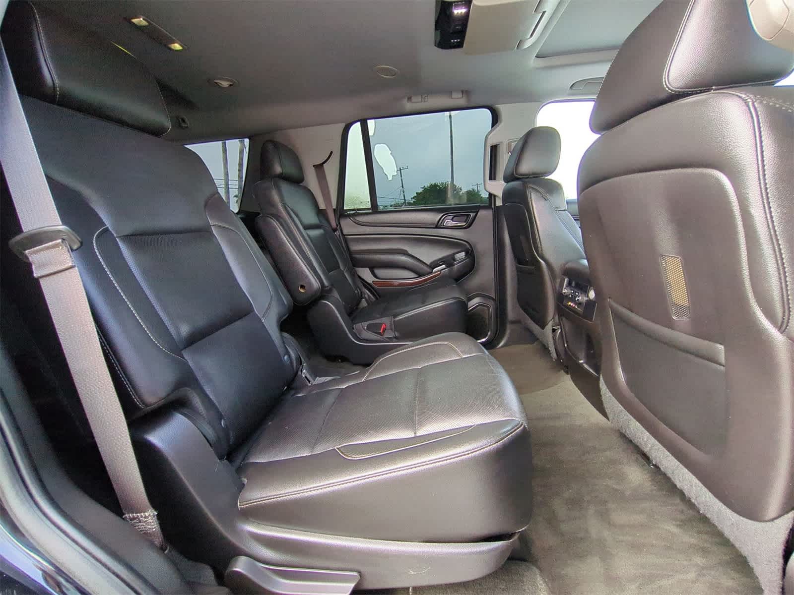 Thumbnail: 2015 GMC Yukon - 17
