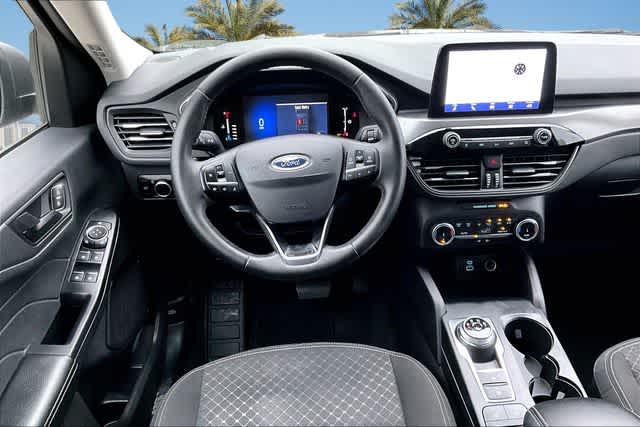 Thumbnail: 2023 Ford Escape - 14