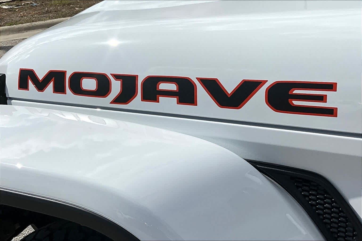 Thumbnail: 2026 Jeep Gladiator - 7