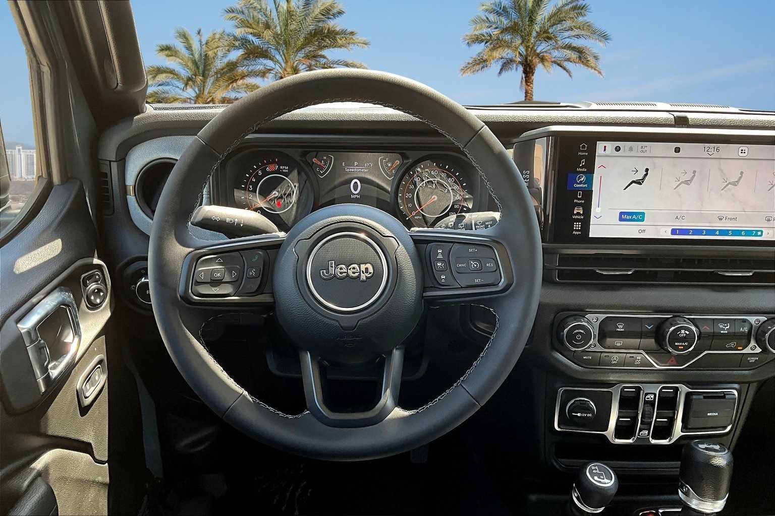 Thumbnail: 2025 Jeep Wrangler - 14
