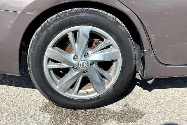 Thumbnail: 2015 Nissan Altima - 35