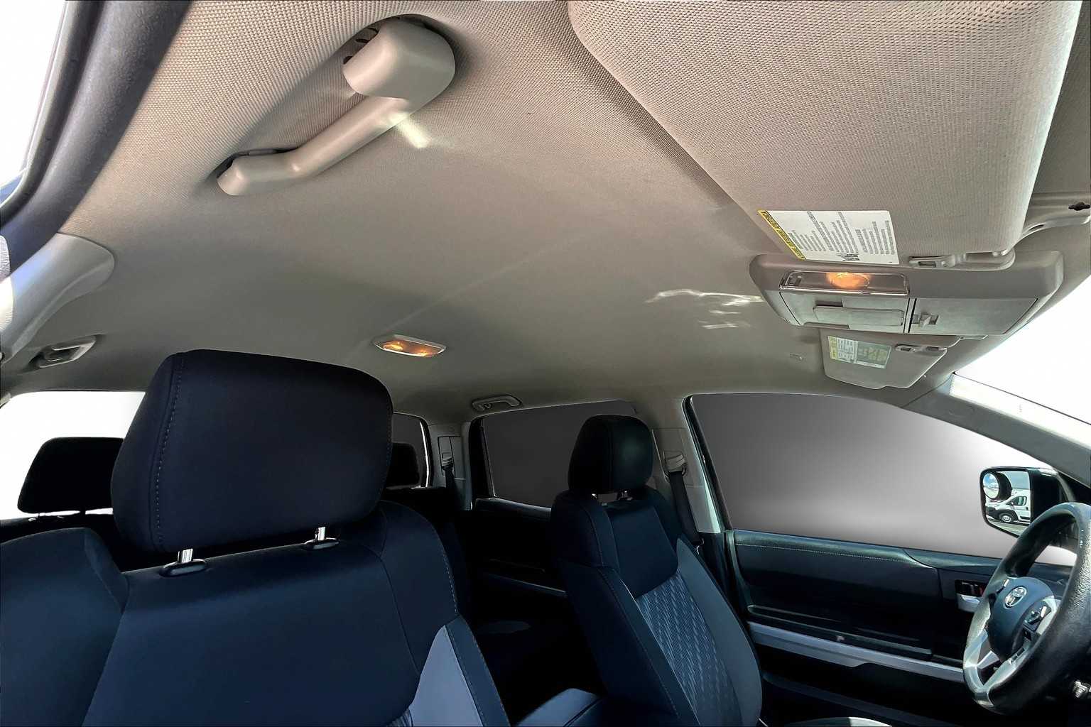 Thumbnail: 2019 Toyota Tundra - 29