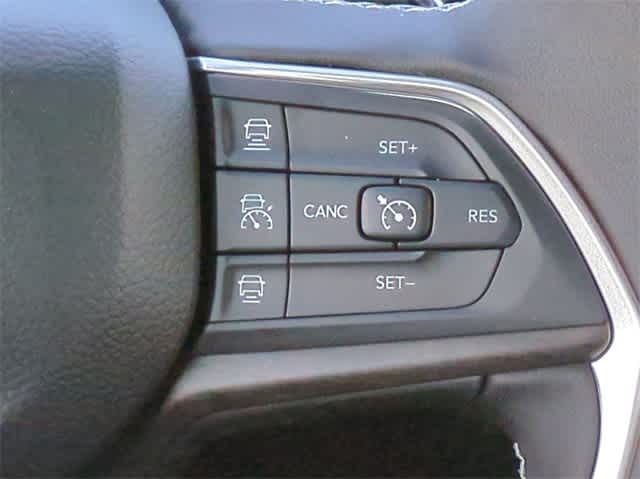 Thumbnail: 2025 Jeep Grand Cherokee - 25