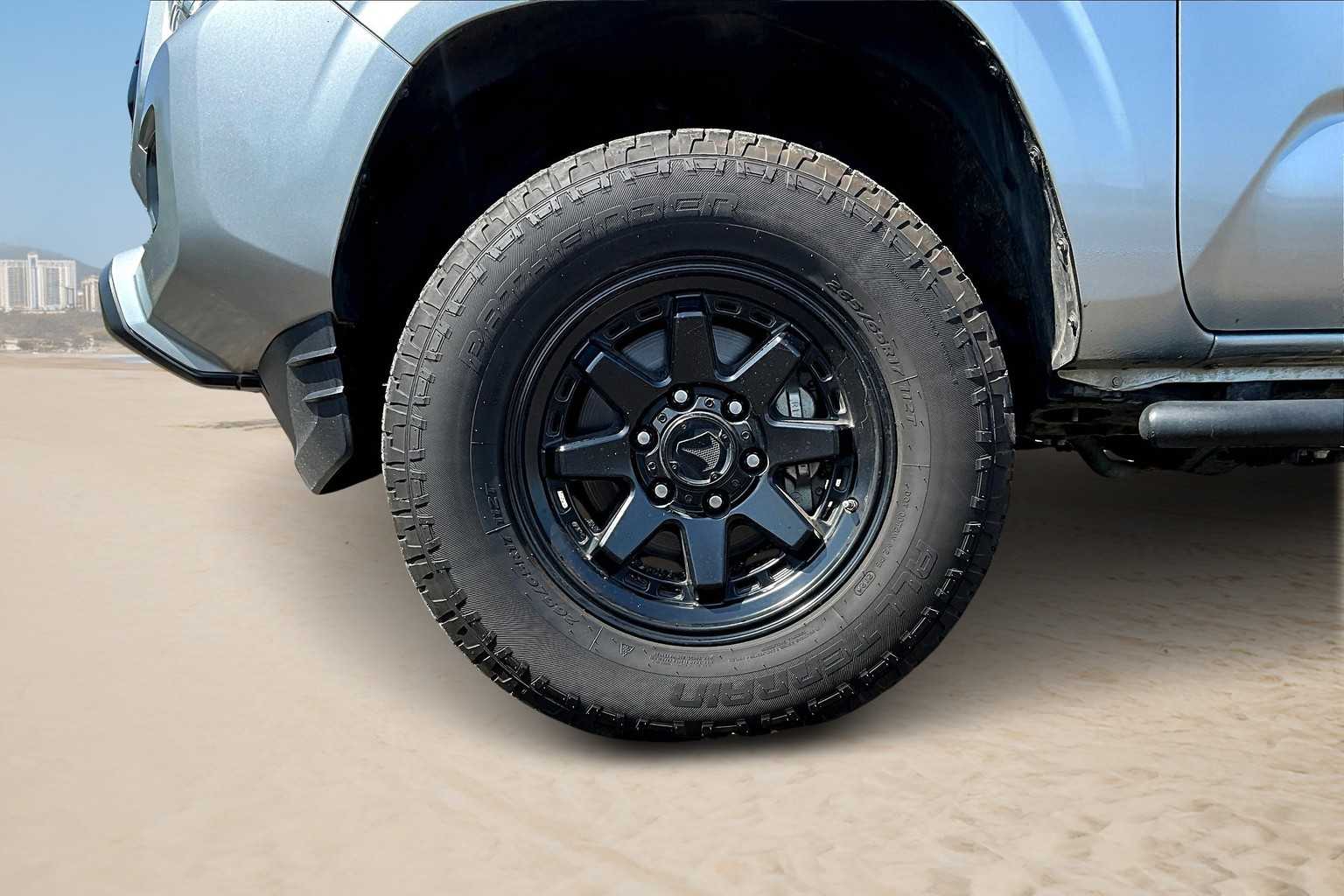 2023 Toyota Tacoma SR 7