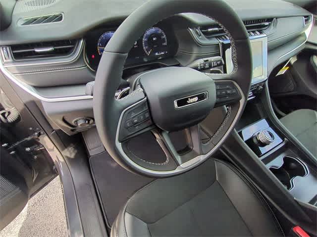 Thumbnail: 2025 Jeep Grand Cherokee - 10
