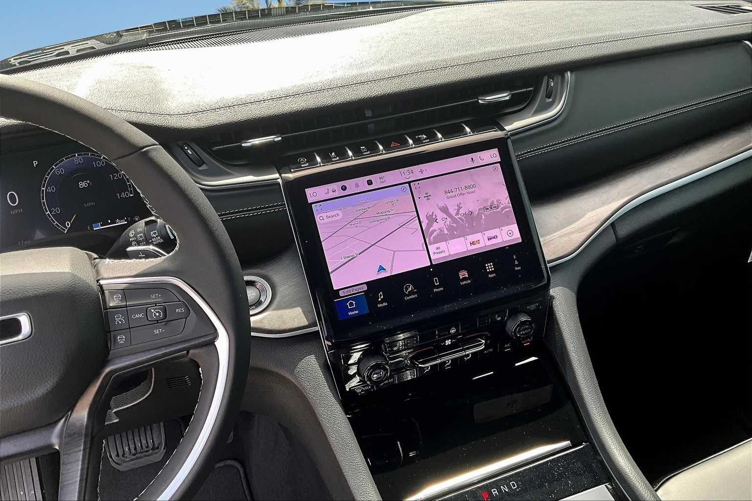 Thumbnail: 2025 Jeep Grand Cherokee - 16