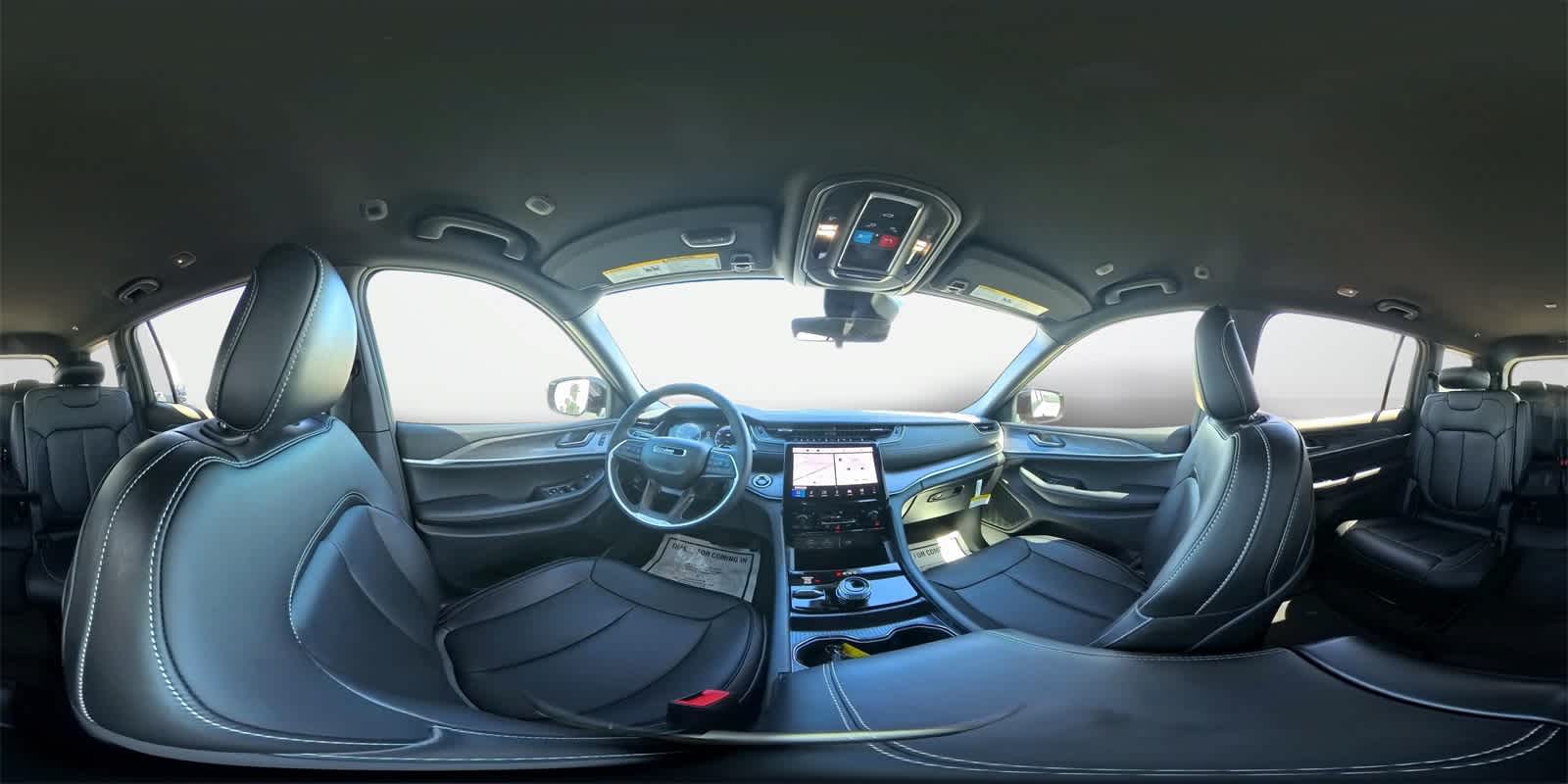 Thumbnail: 2025 Jeep Grand Cherokee - 24