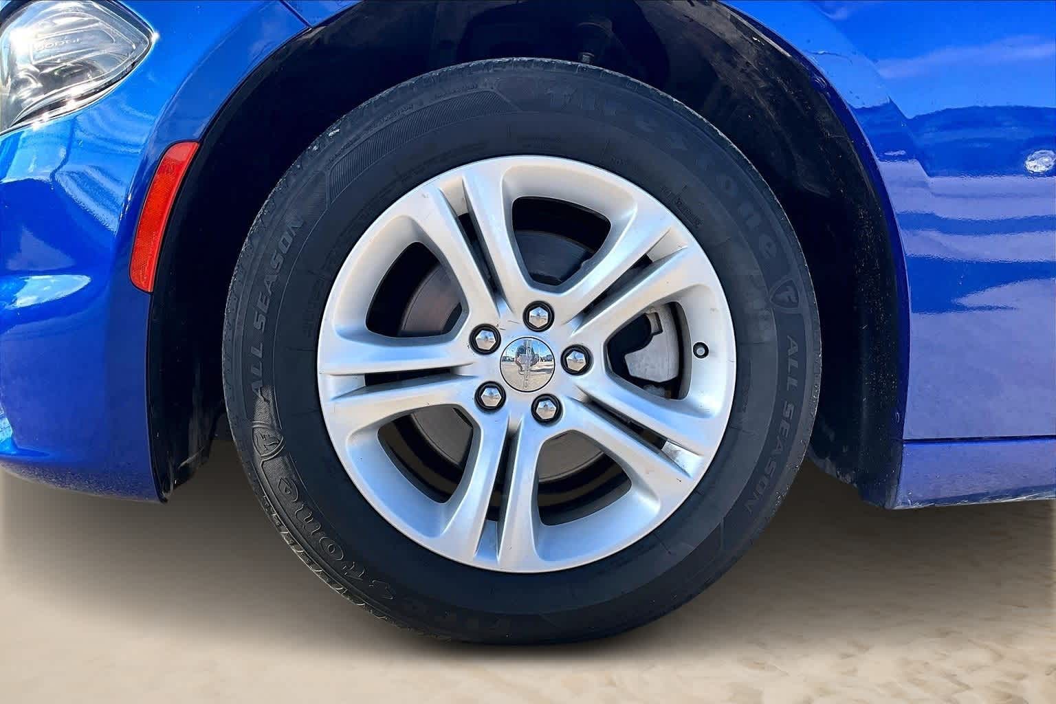 Thumbnail: 2022 Dodge Charger - 7