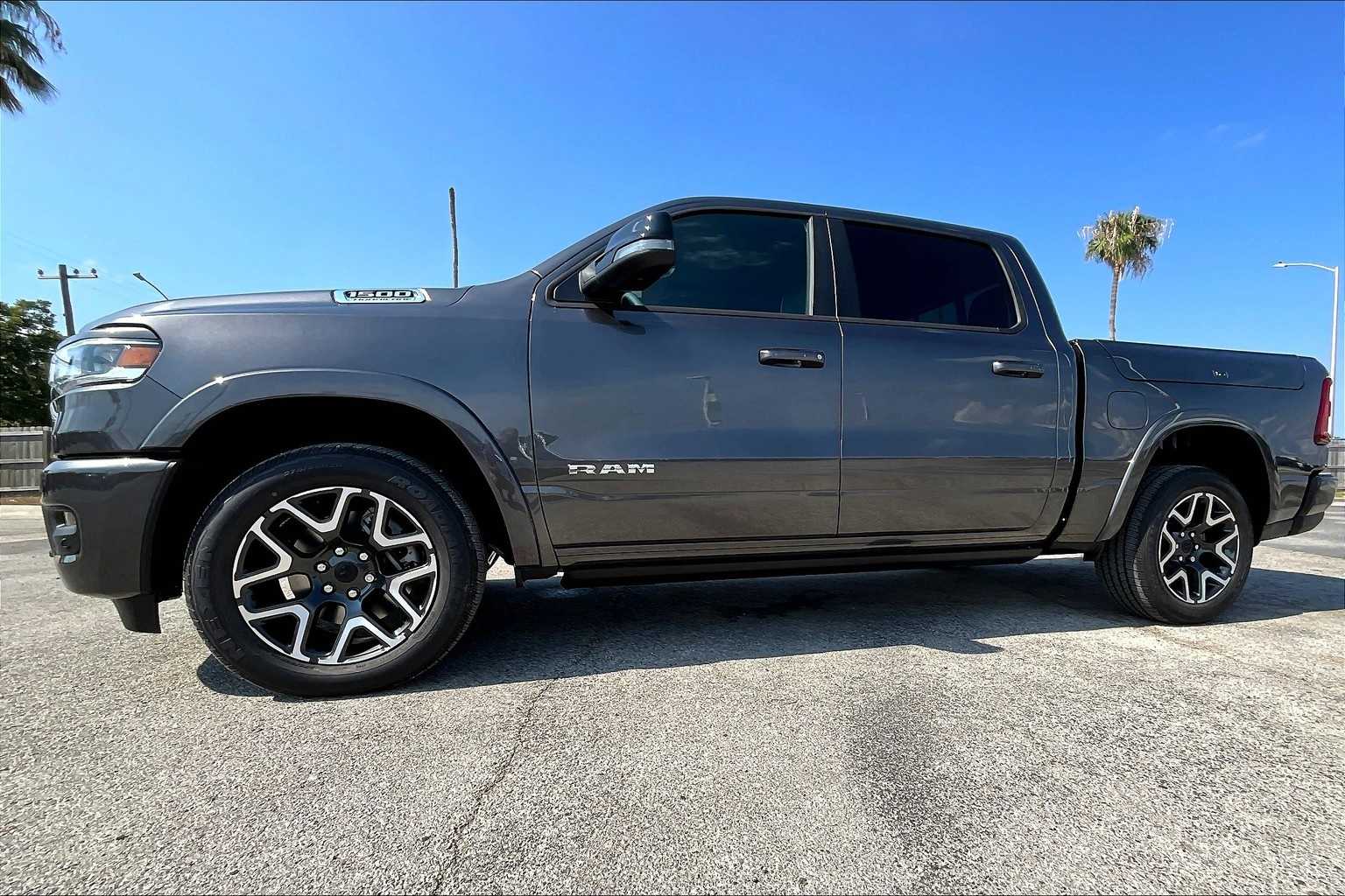 Thumbnail: 2026 RAM 1500 - 3