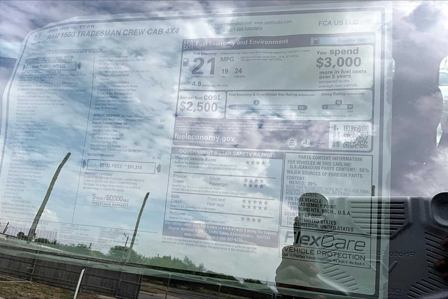 Thumbnail: 2025 RAM 1500 - 23