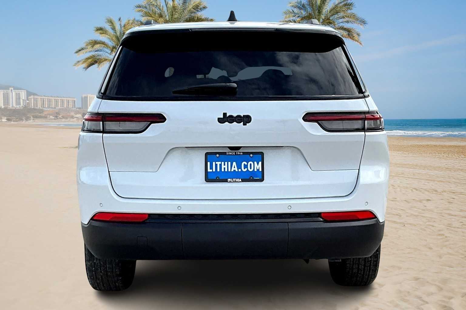 Thumbnail: 2025 Jeep Grand Cherokee - 5