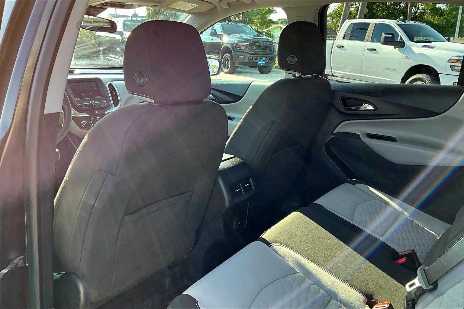 Thumbnail: 2020 Chevrolet Equinox - 11