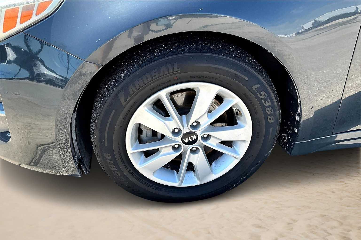 Thumbnail: 2016 Kia Optima - 7
