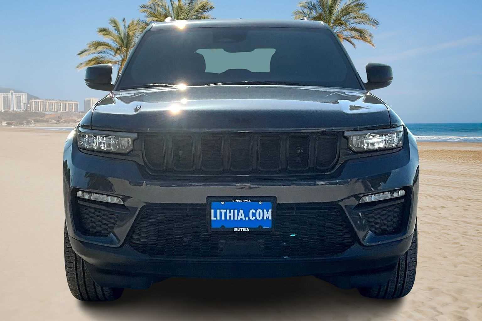 Thumbnail: 2025 Jeep Grand Cherokee - 6