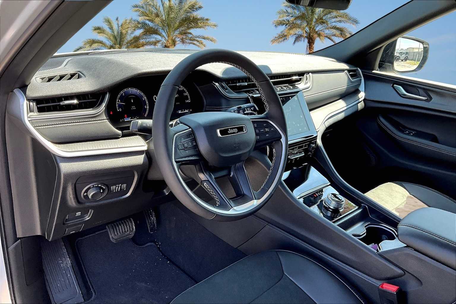 Thumbnail: 2025 Jeep Grand Cherokee - 2