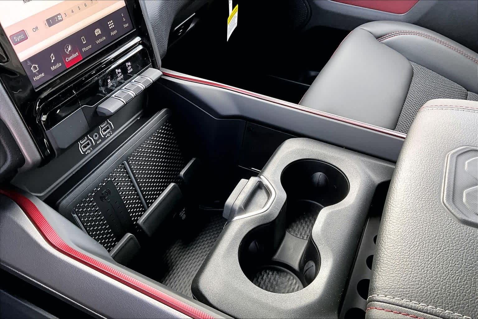 Thumbnail: 2026 RAM 1500 - 17