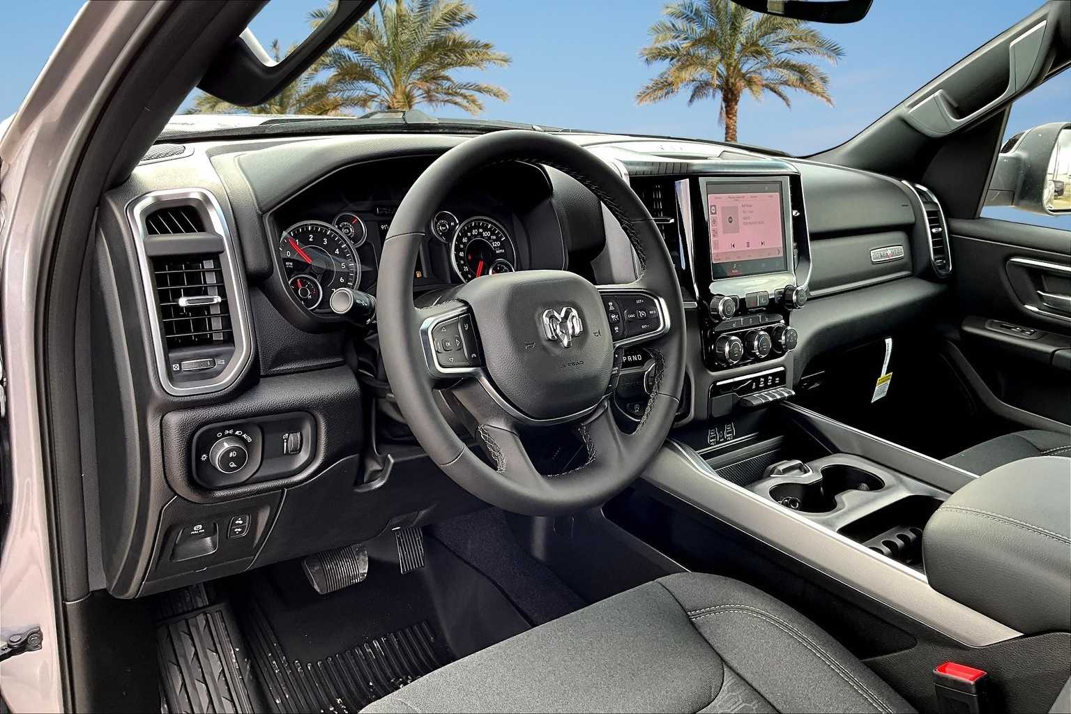 Thumbnail: 2025 RAM 1500 - 2