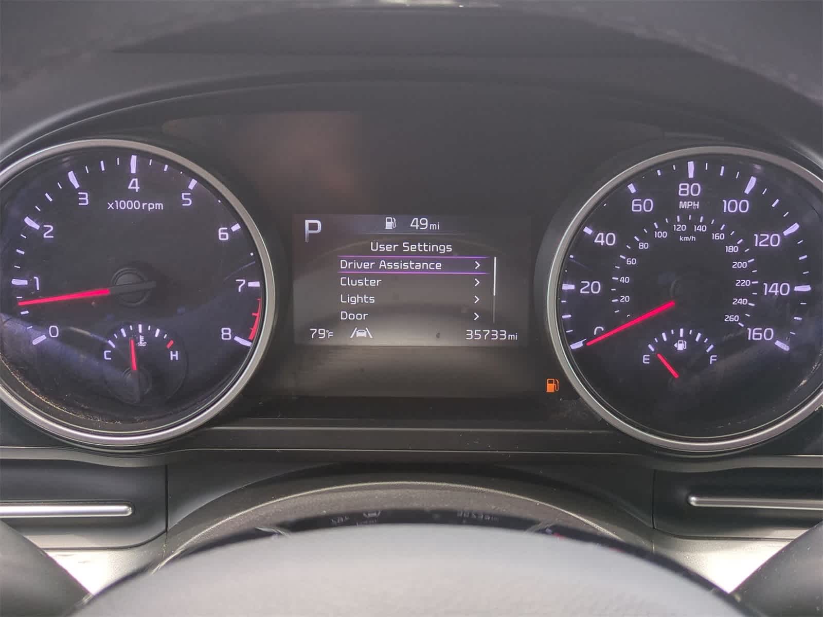 Thumbnail: 2023 Kia Carnival - 32