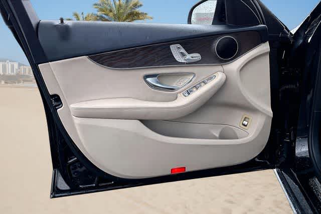 Thumbnail: 2018 Mercedes-Benz C-Class - 16