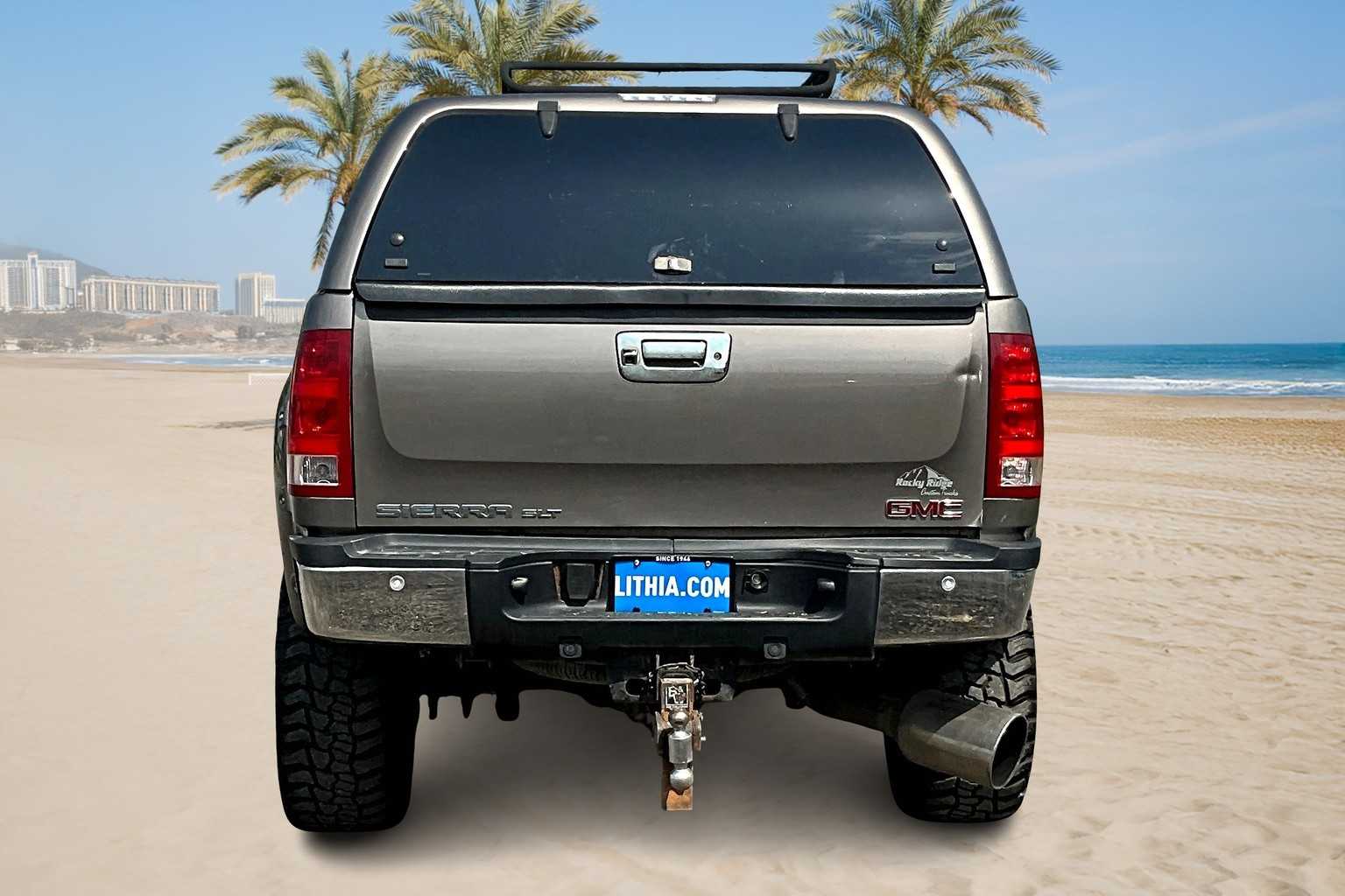 Thumbnail: 2012 GMC Sierra 2500 - 4