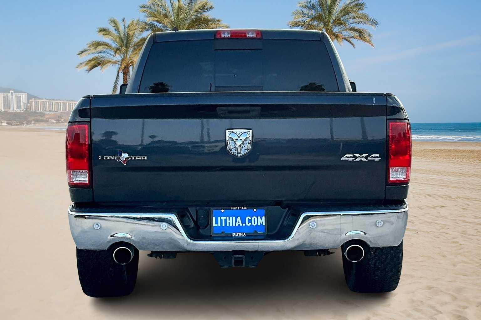 Thumbnail: 2019 RAM 1500 Classic - 5