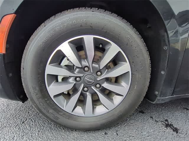 Thumbnail: 2021 Chrysler Pacifica - 13