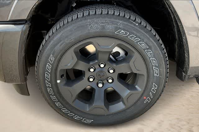 Thumbnail: 2026 RAM 1500 - 8