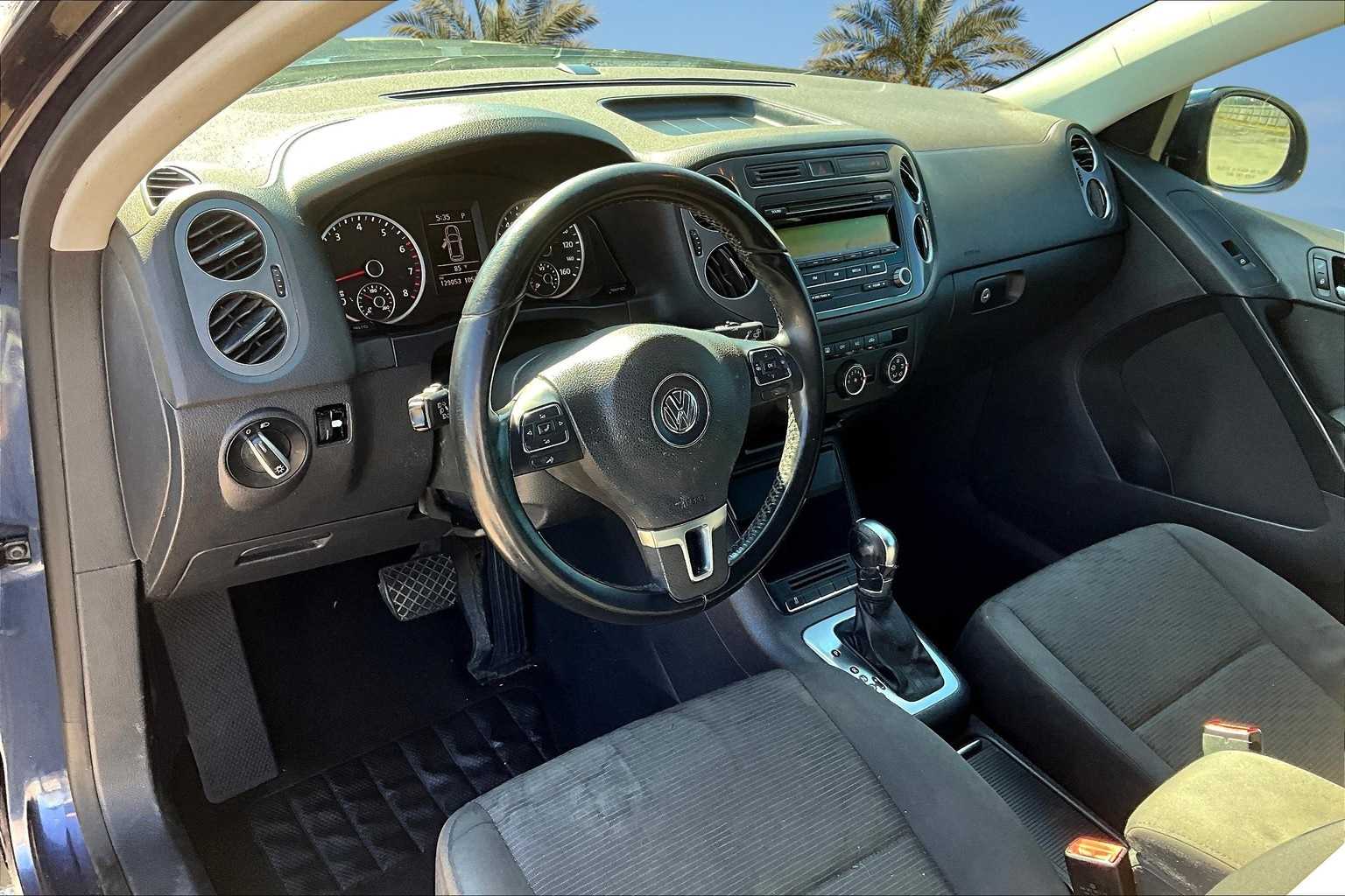 2013 Volkswagen Tiguan SE photo 2