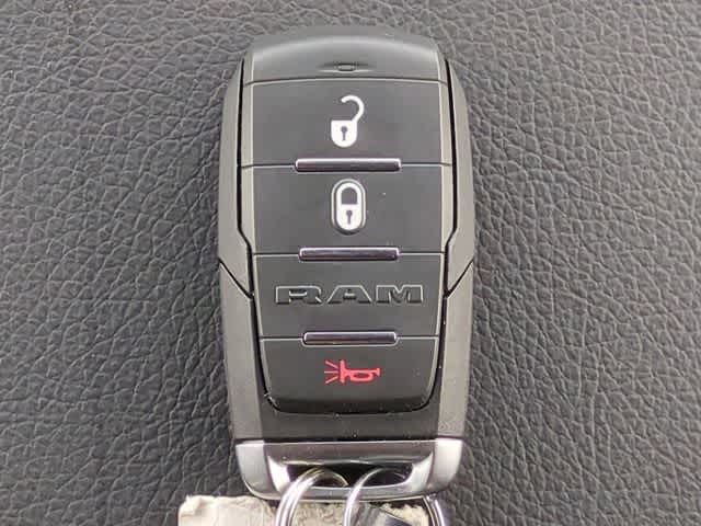 2025 RAM 2500 Tradesman - Photo 37