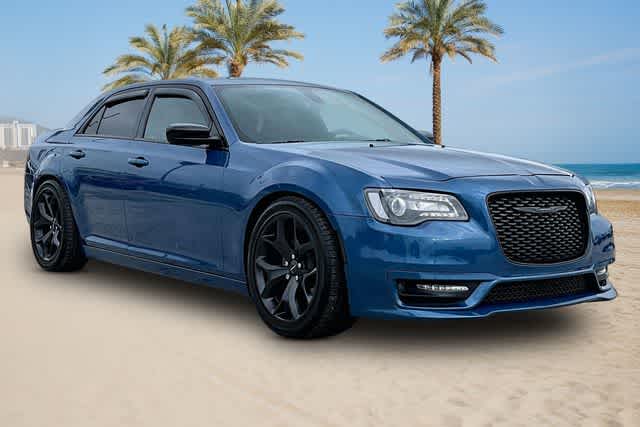 Thumbnail: 2022 Chrysler 300 - 19