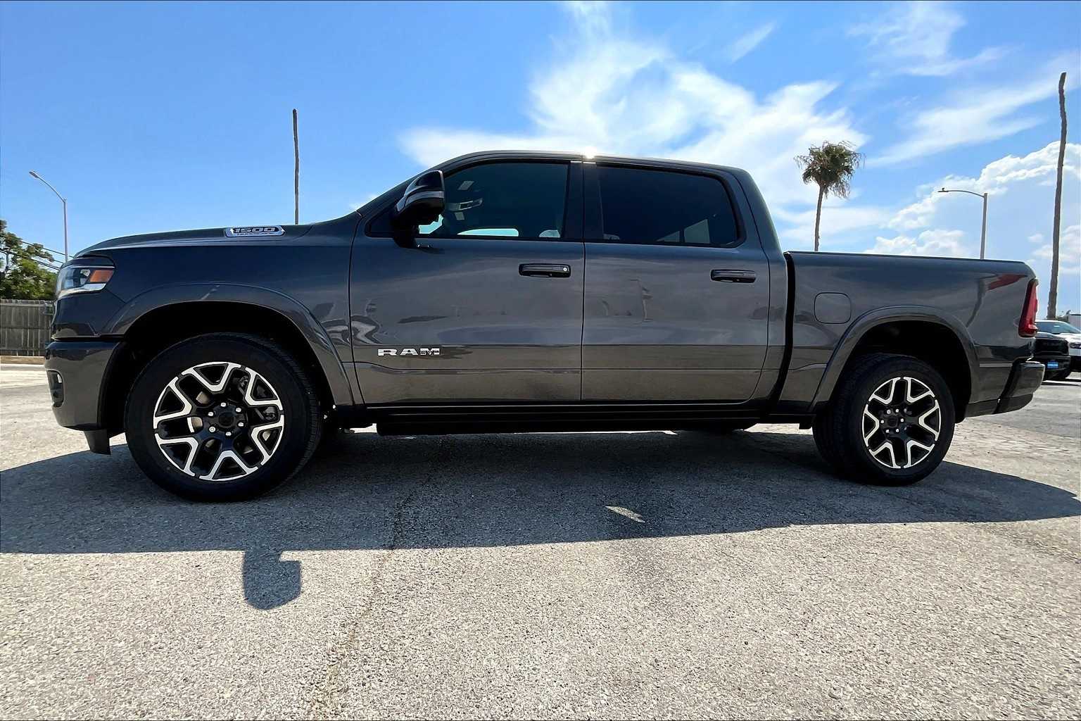 Thumbnail: 2026 RAM 1500 - 3