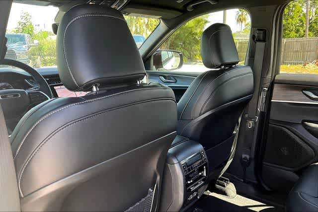 Thumbnail: 2025 Jeep Grand Cherokee - 12