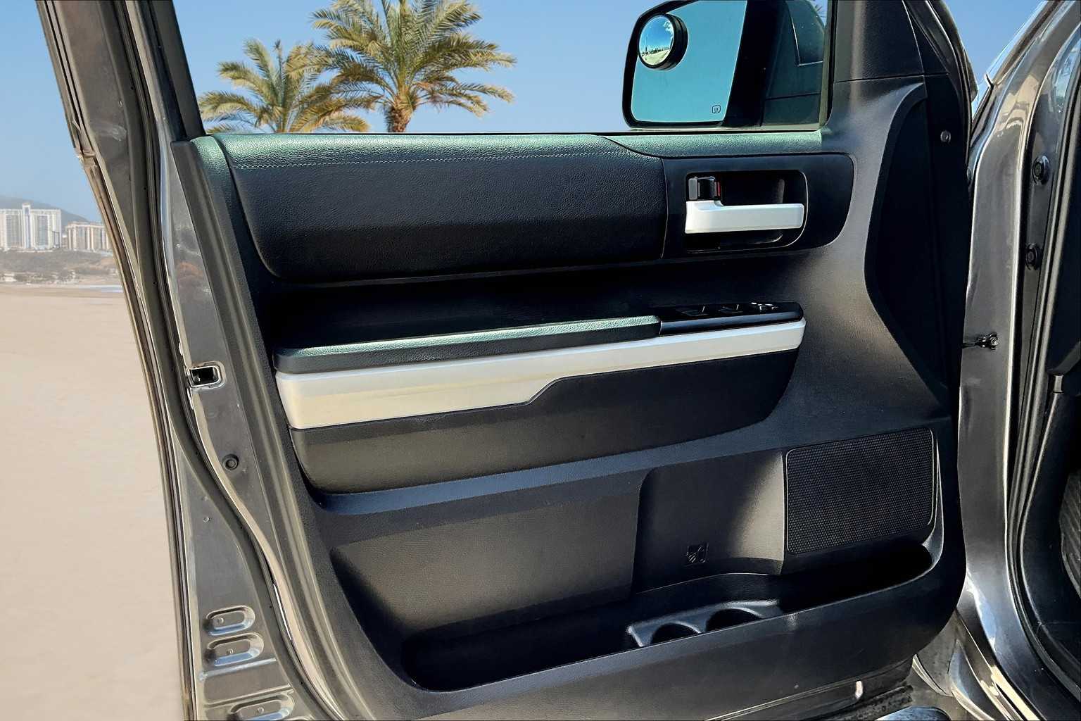 Thumbnail: 2019 Toyota Tundra - 27