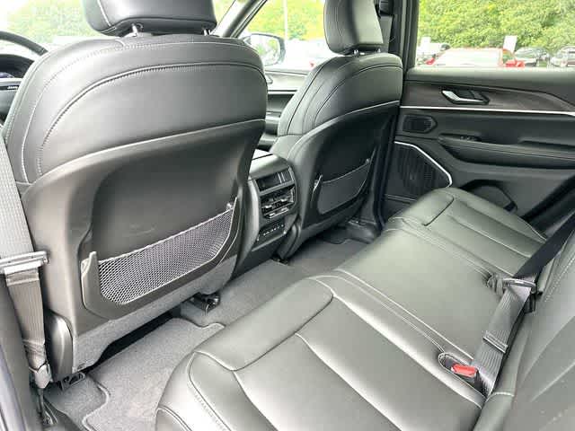 Thumbnail: 2026 Jeep Grand Cherokee - 24