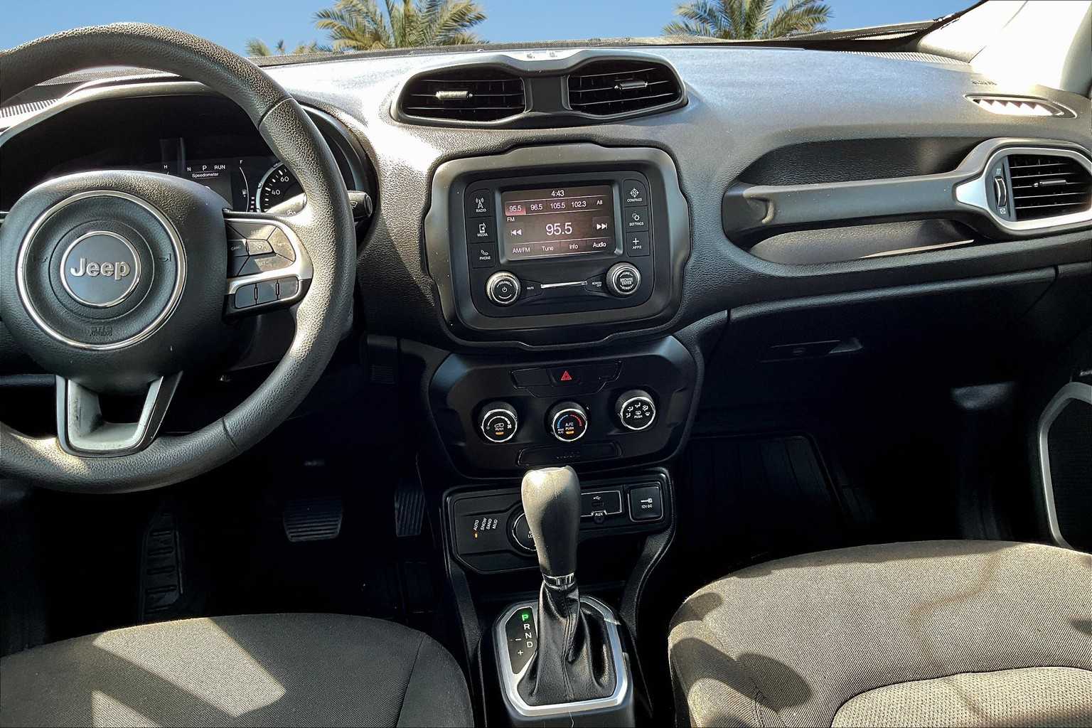 Thumbnail: 2020 Jeep Renegade - 16